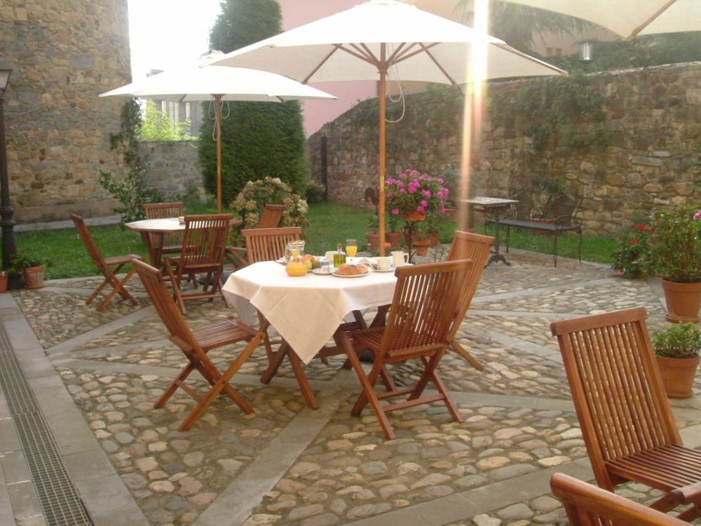 Hotel Castillo de Valdes Salas 19/26