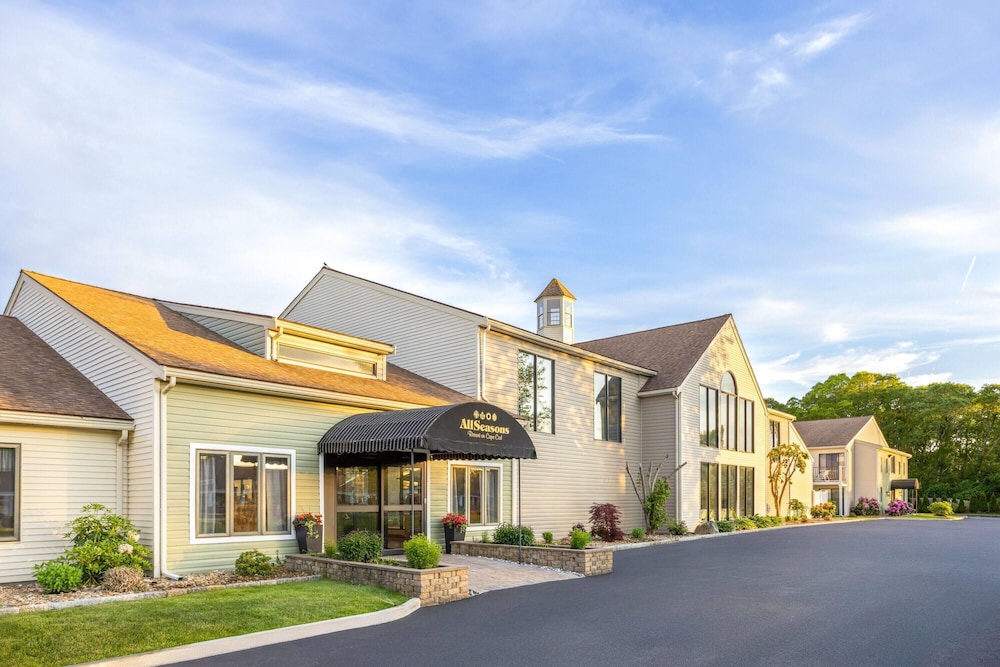 All Seasons Resort, Trademark Collection by Wyndham 5/50