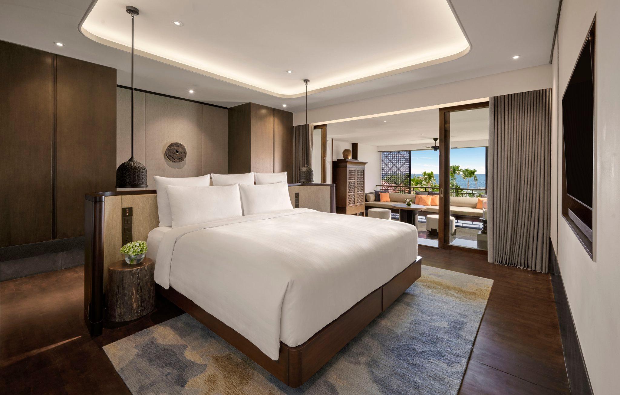 جناح بسرير كينج بإطلالة على البحر، InterContinental Bali Sanur Resort, an IHG Hotel 2/3