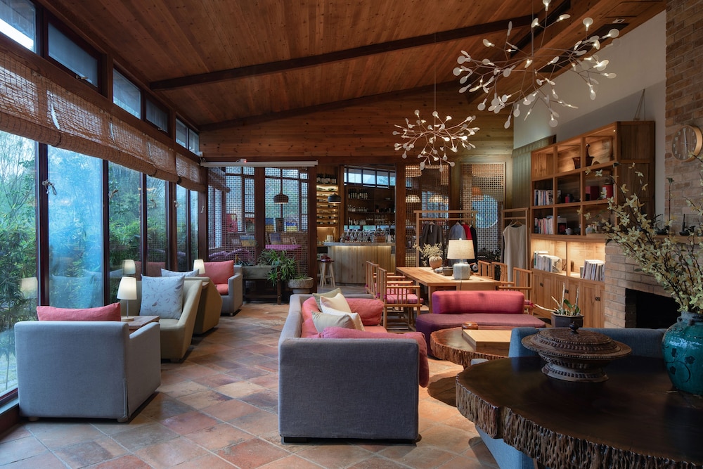 The Apsara Lodge 42/75