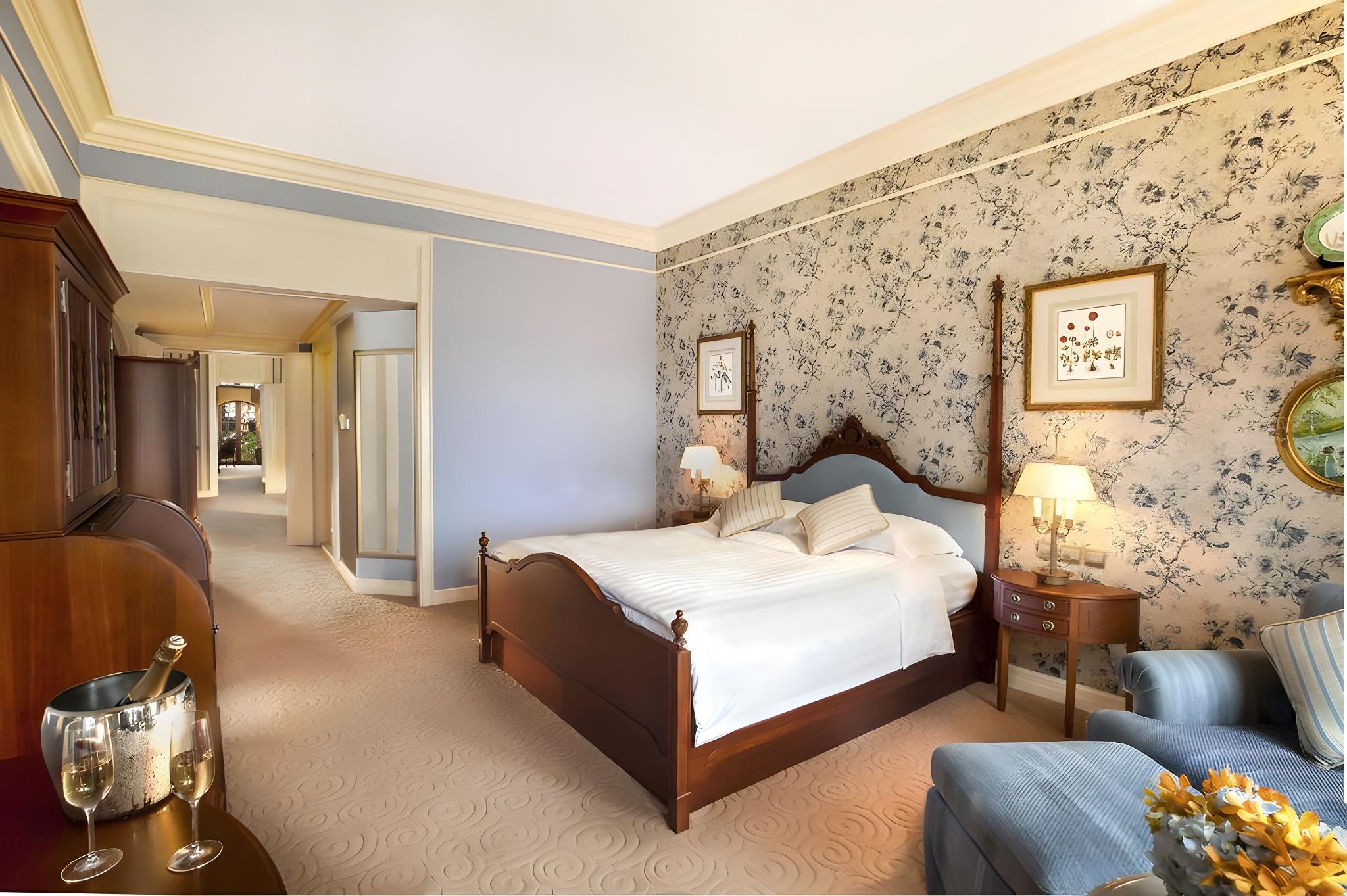 Suite, Wharf View