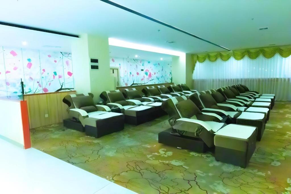 Ying Feng Yuan Hotel 29/37