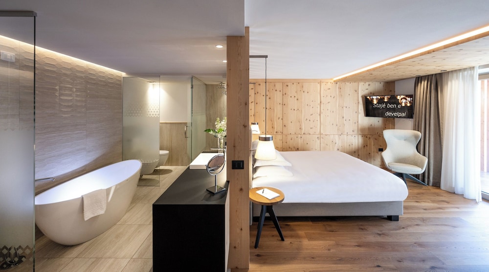 Hotel Ciampedie 18/52