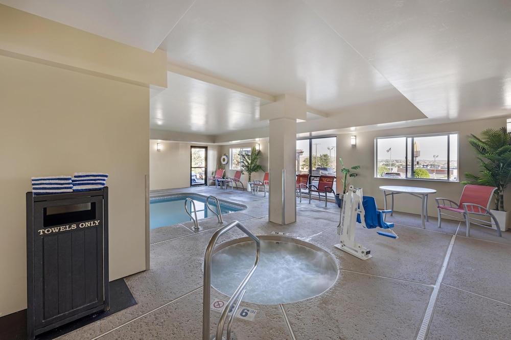 Best Western Plus The Four Corners Inn 35/69