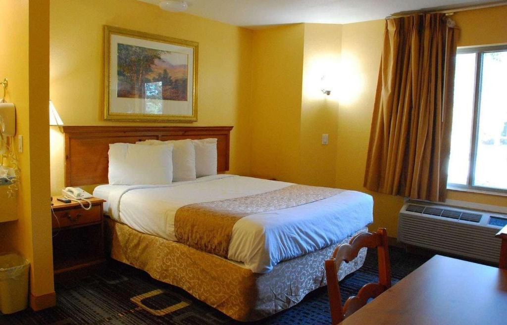 Americas Best Value Inn Addison Dallas 14/30