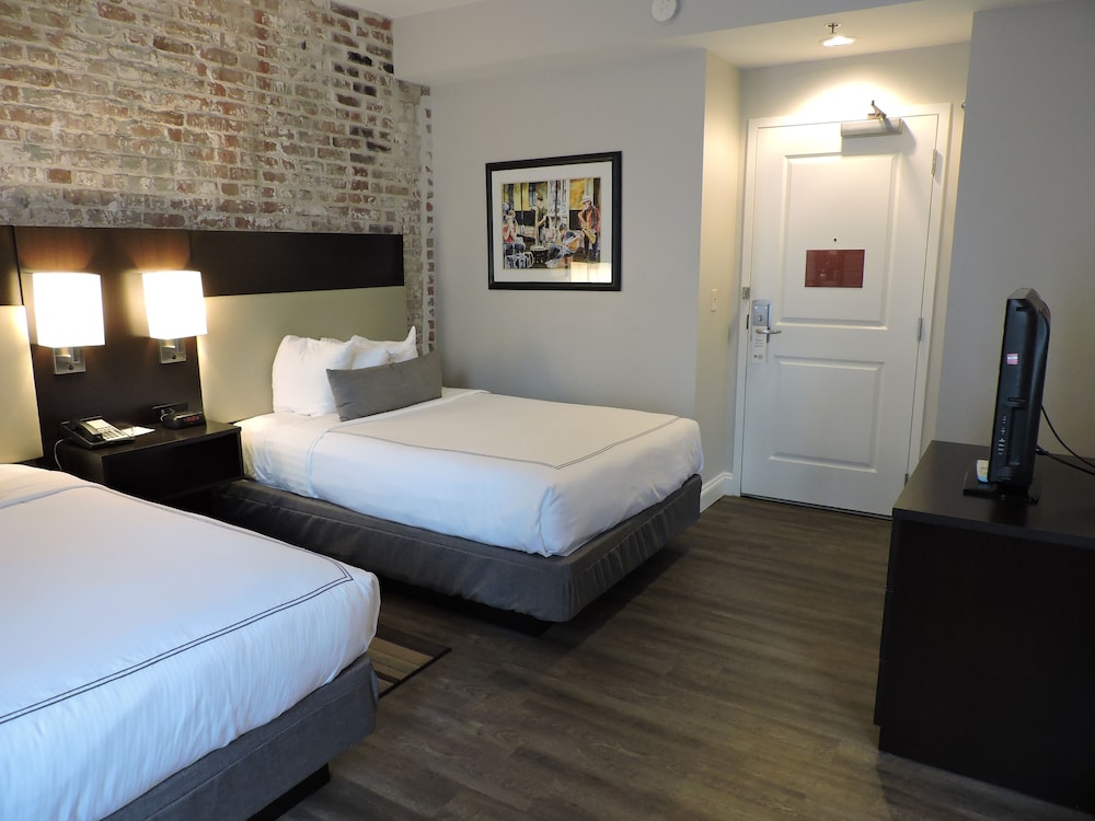 Best Western Plus St. Christopher Hotel 7/49