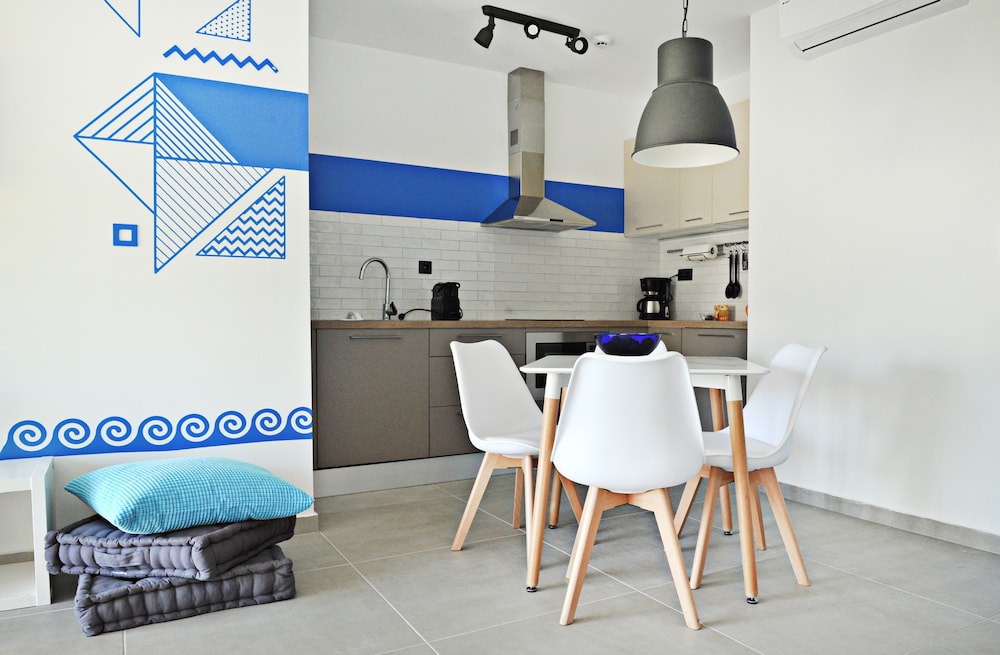 The Athenians Modern Apartments 34/50