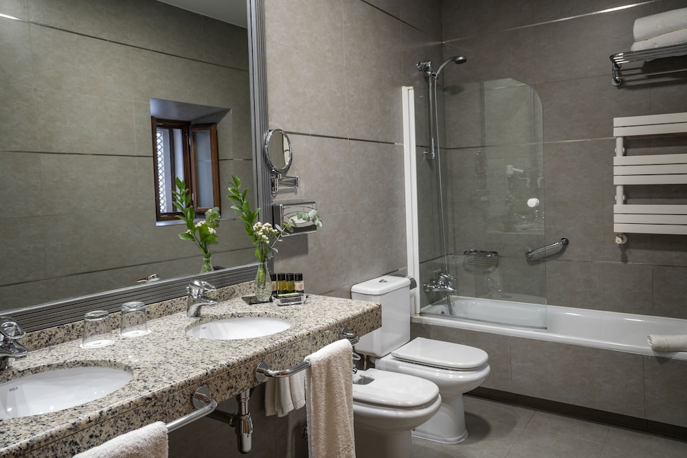 Hospes Palacio de Arenales Spa 67/68