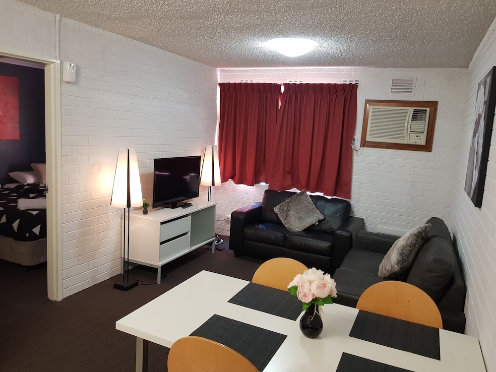 Perth City Apartment Hotel 15/46