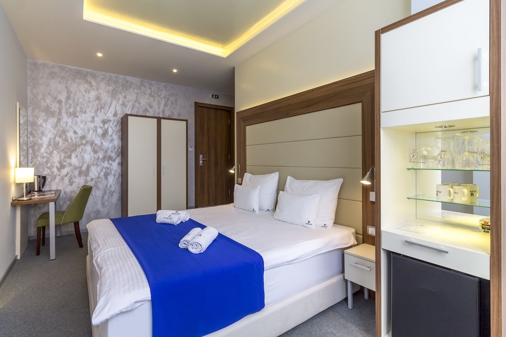 Privilege Suites By Central Park 28/69