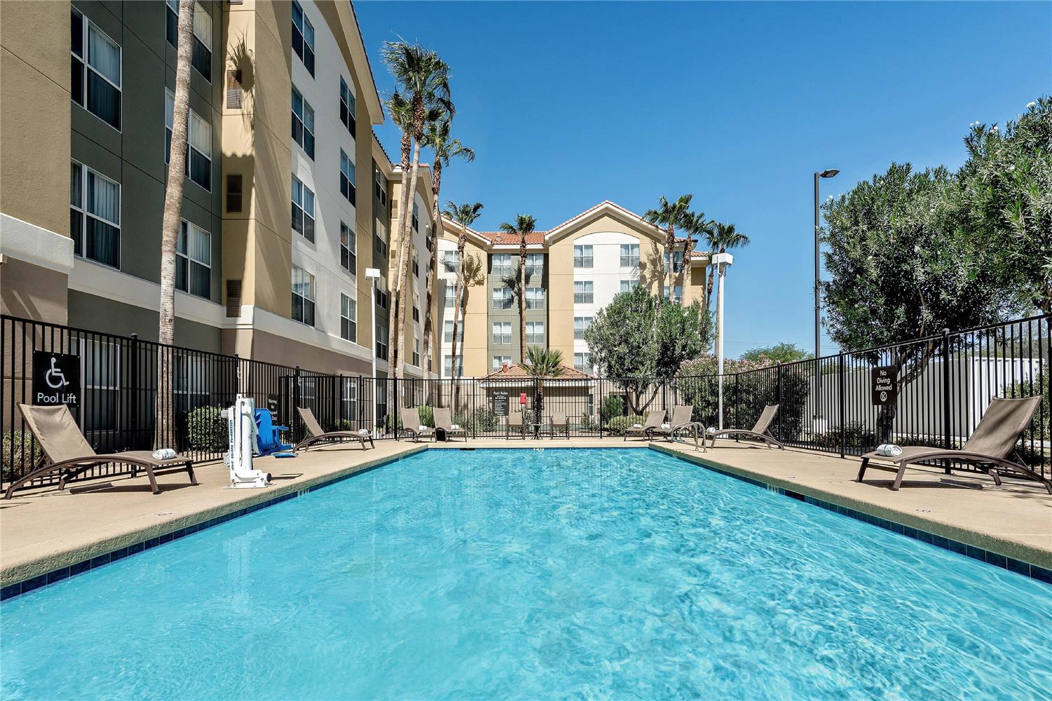 MainStay Suites Phoenix North 36/39