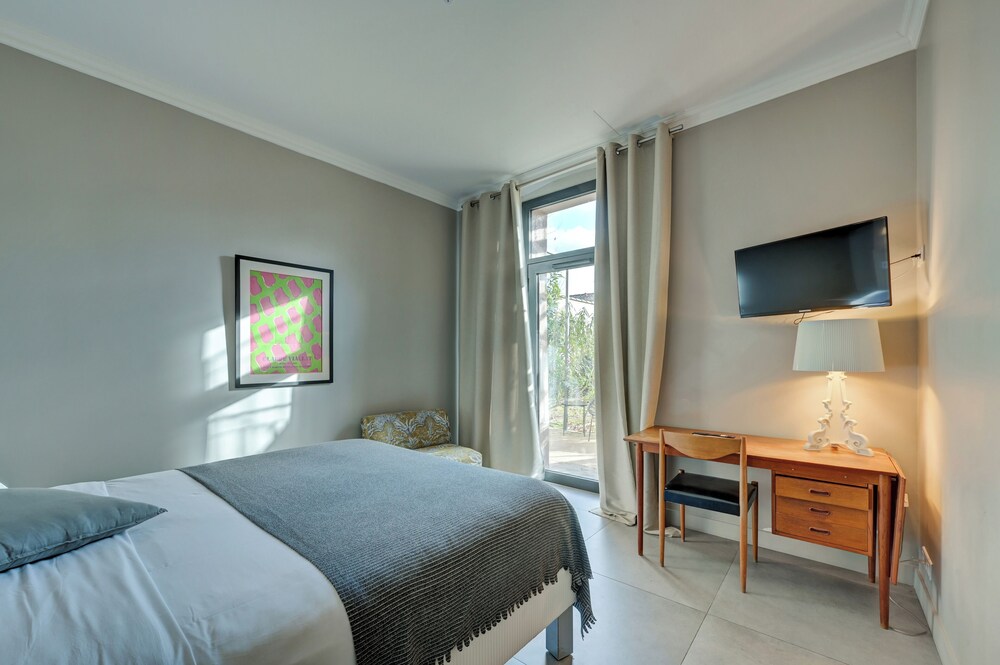 Hotel Paul 6/49