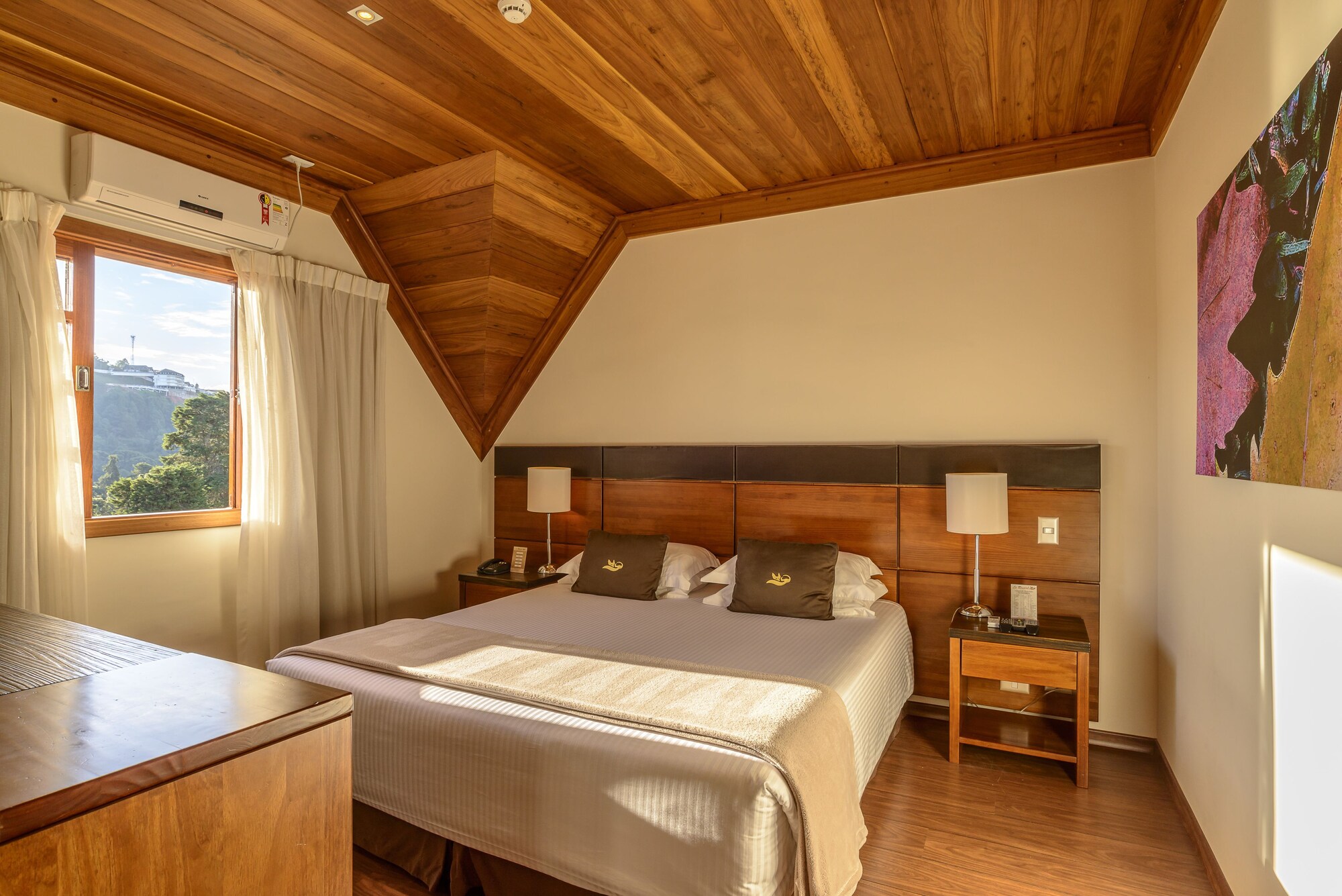 PRESIDENTIAL, CITY, SUITE
