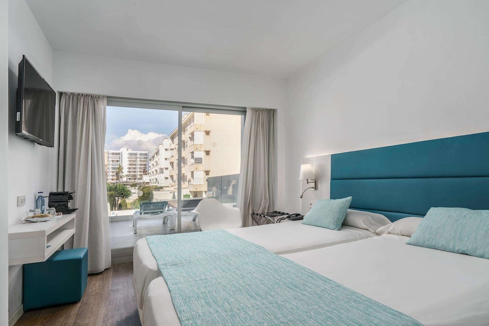غرفة سوبيريور بشرفة مفردة بسرير مزدوج، Hotel Alua Leo 2/5