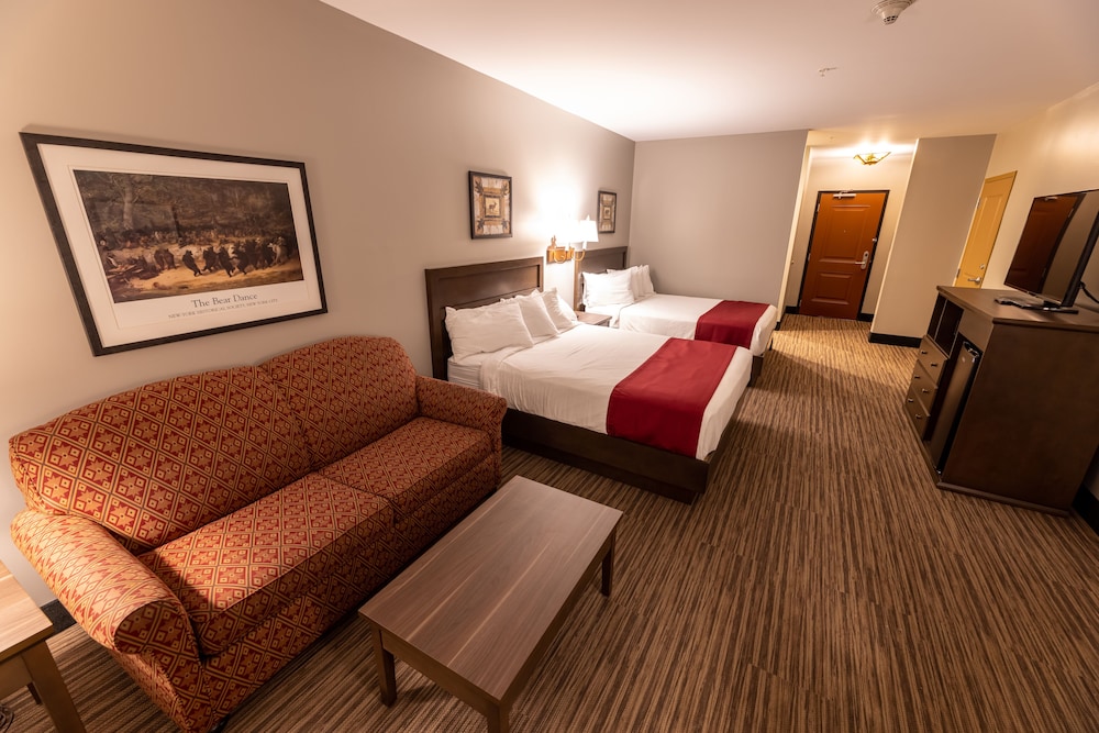 Six Flags Great Escape Lodge Indoor Waterpark 5/50