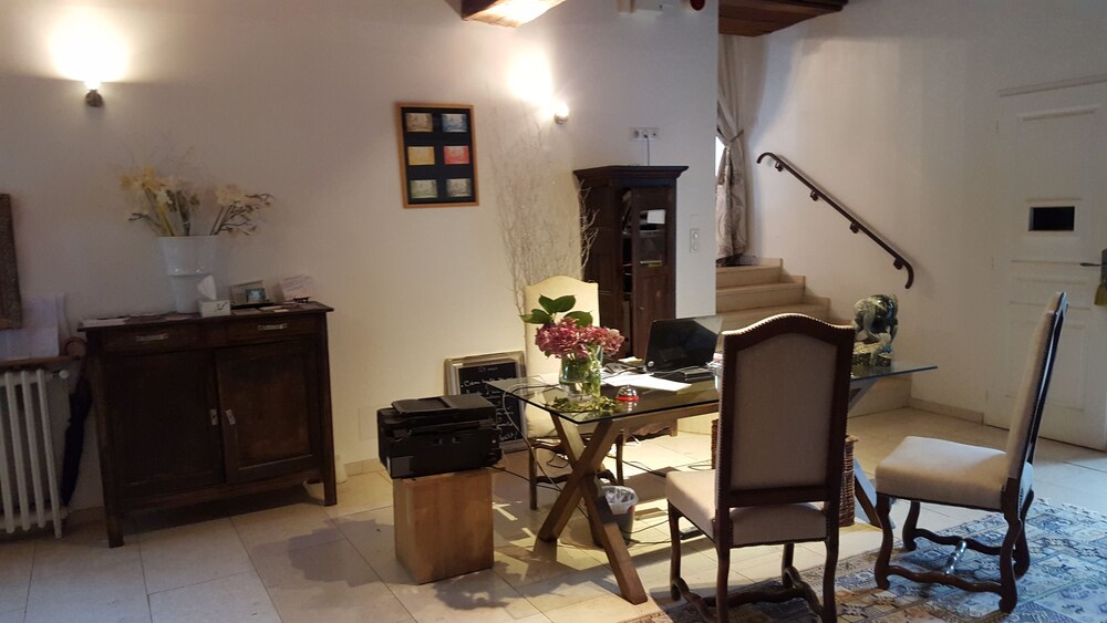 Chateau Le Sallay 45/58