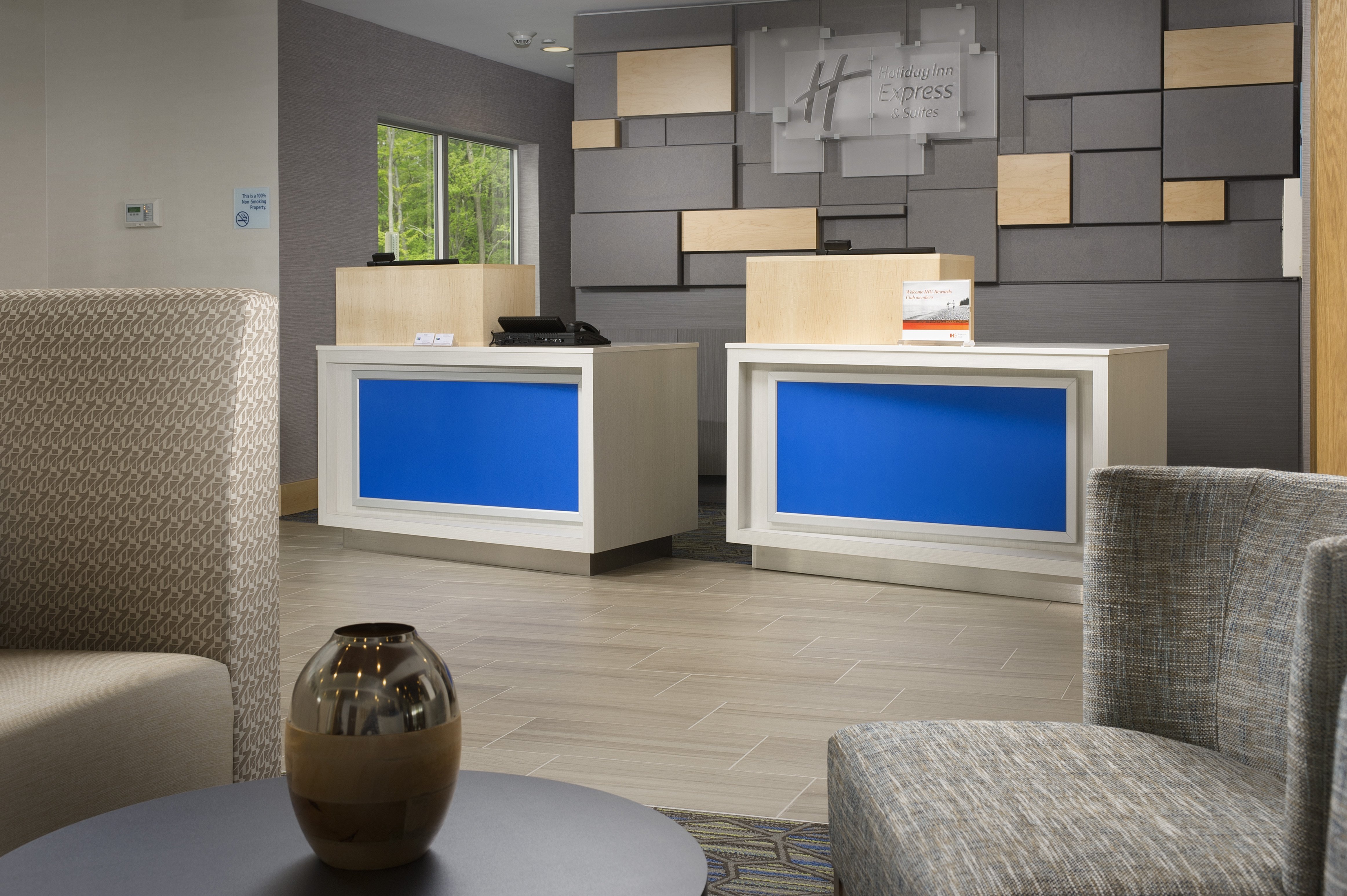 Holiday Inn Express And Suites Altoona I 99 39/62