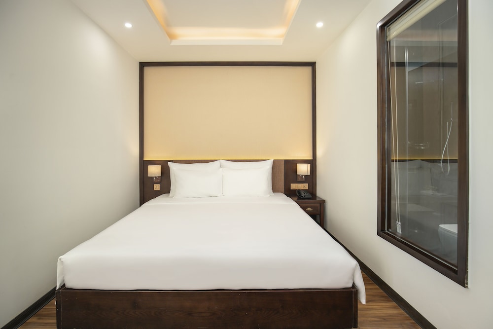 Palazzo 2 Hotel Danang 10/50