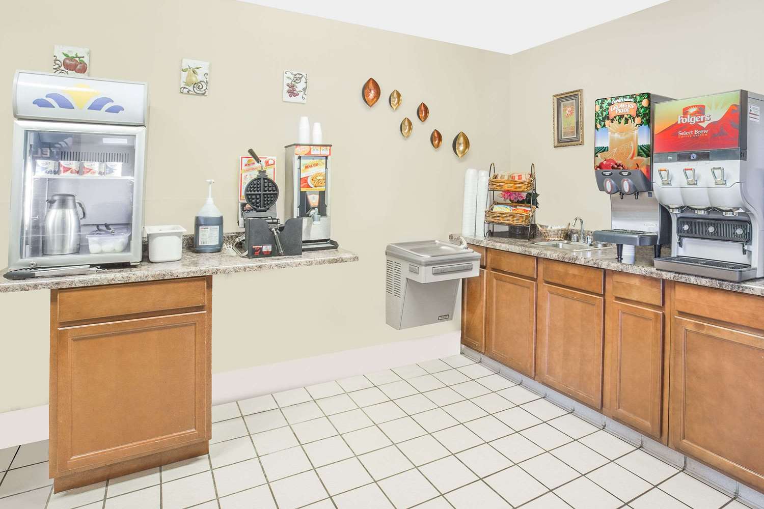 Microtel Inn By Wyndham Broken Bow 5/27