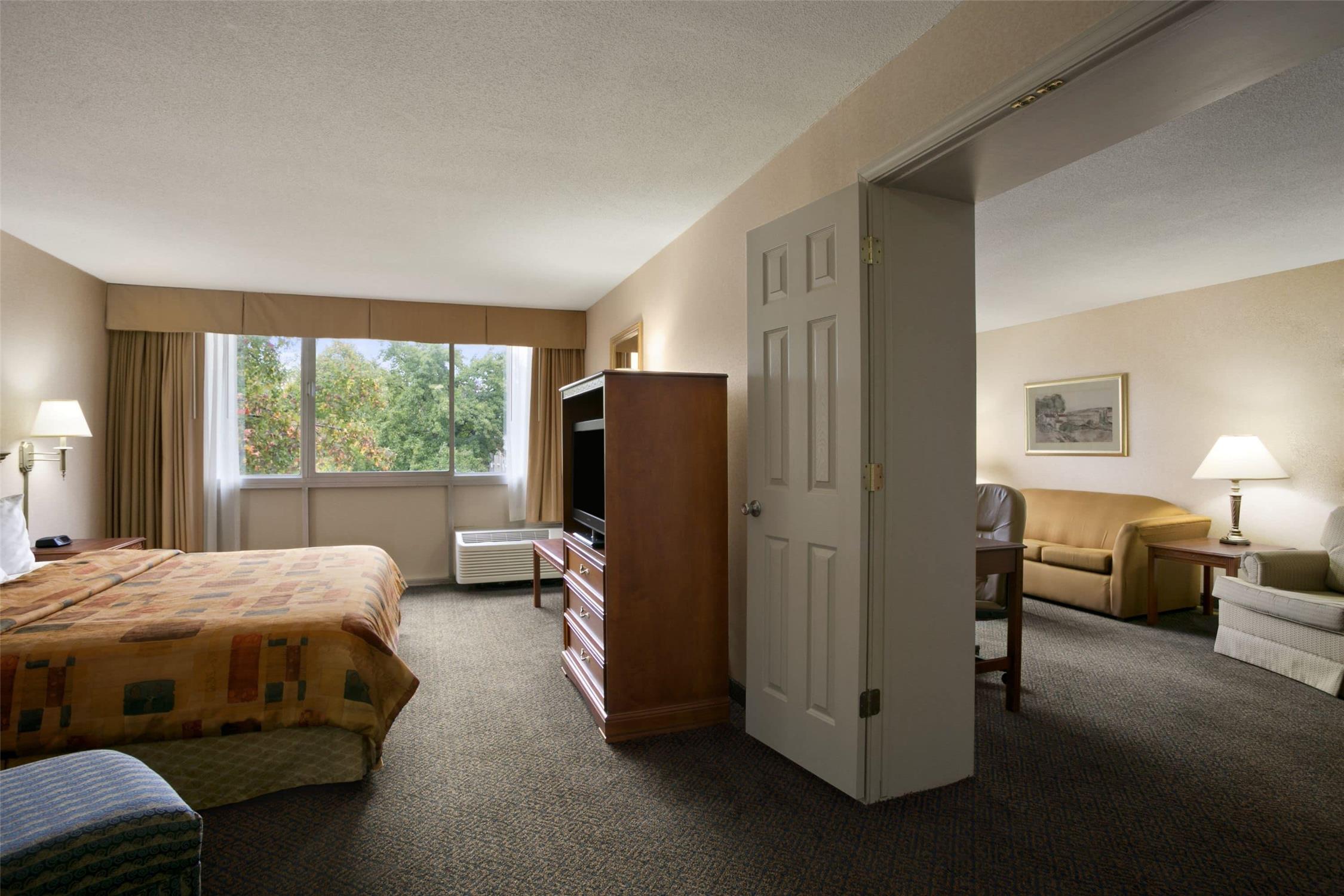 Days Inn by Wyndham Sidney OH 6/21