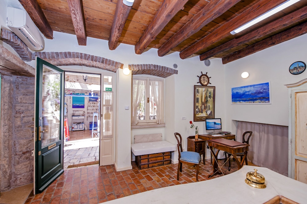 Residence Porta Antica 18/50