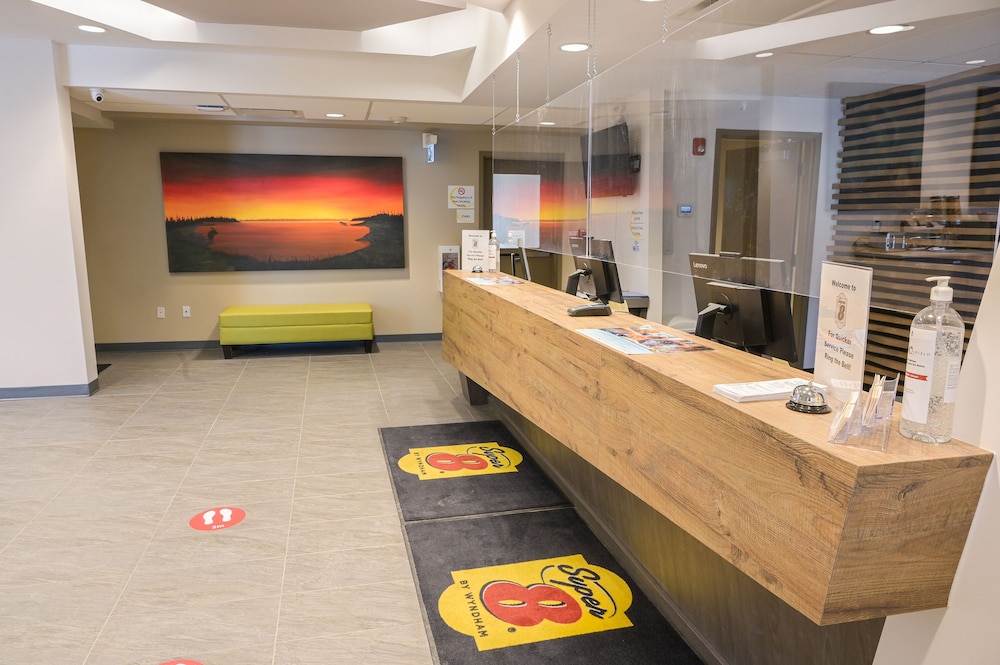 Super 8 by Wyndham Moosonee 9/50