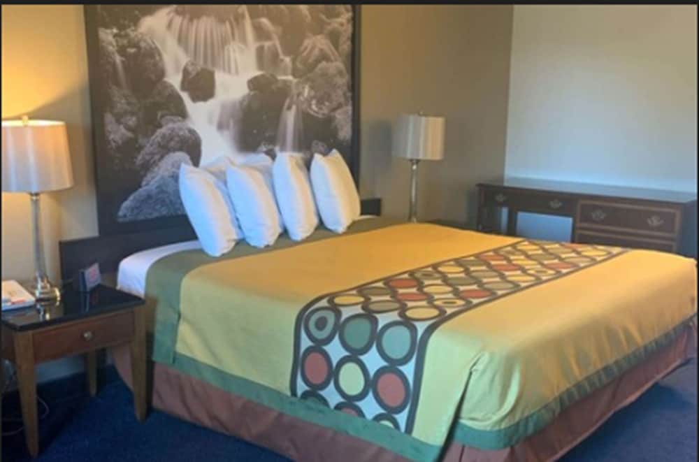 Sutton Suites Hotel 13/38