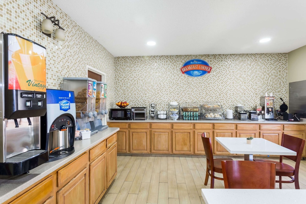 Baymont by Wyndham Savannah/Garden City 48/56
