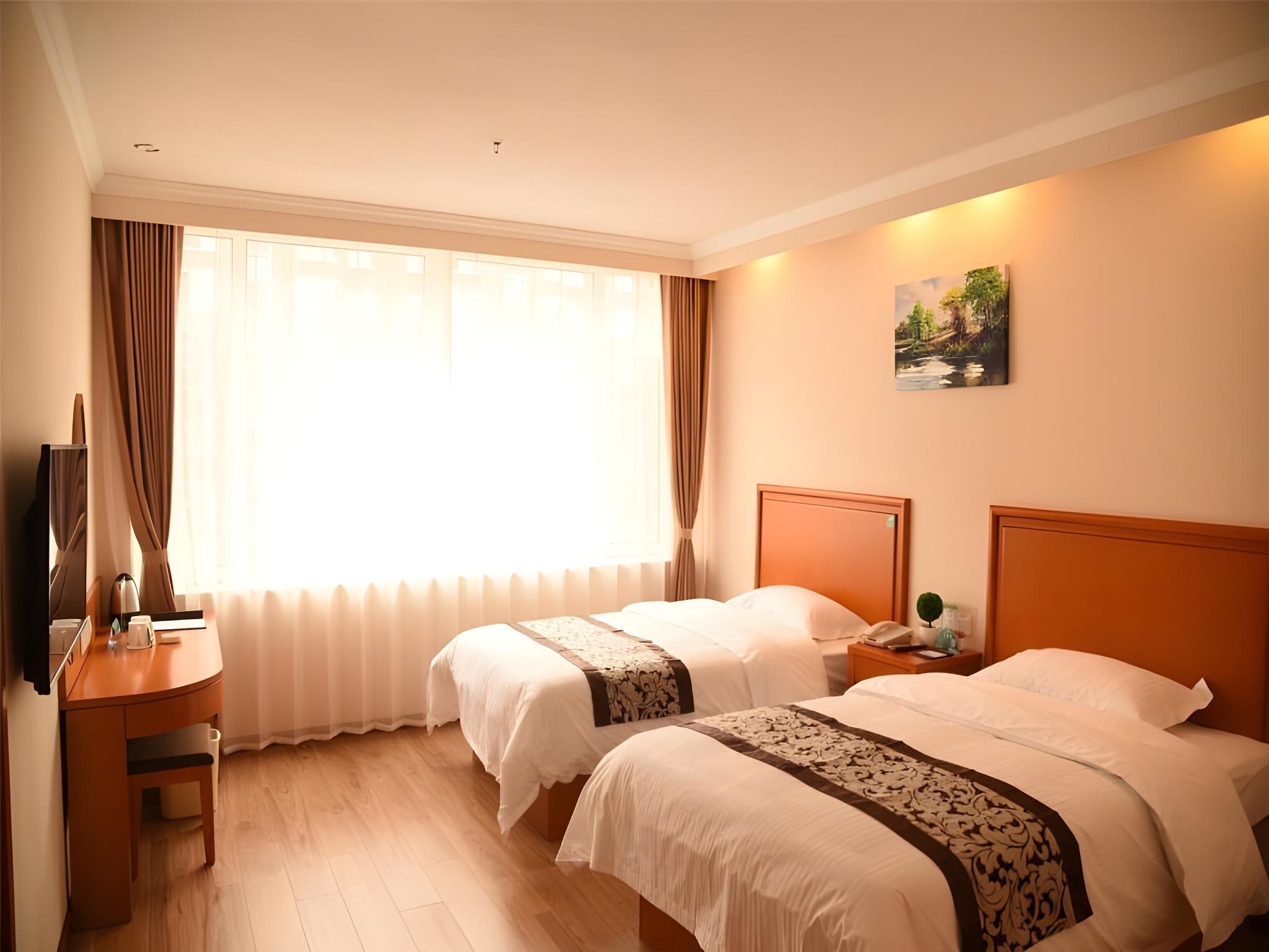 GreenTree Inn Baishan Linjiang Yalu River Express Hotel 12/23