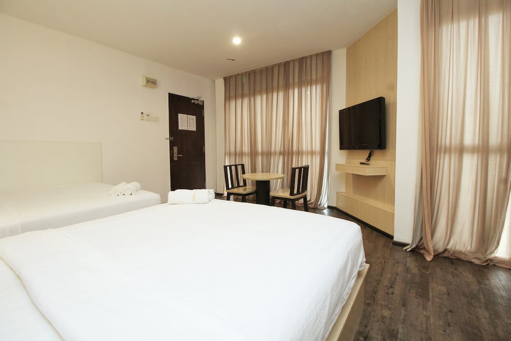 Hotel Zamburger Klang 3/28