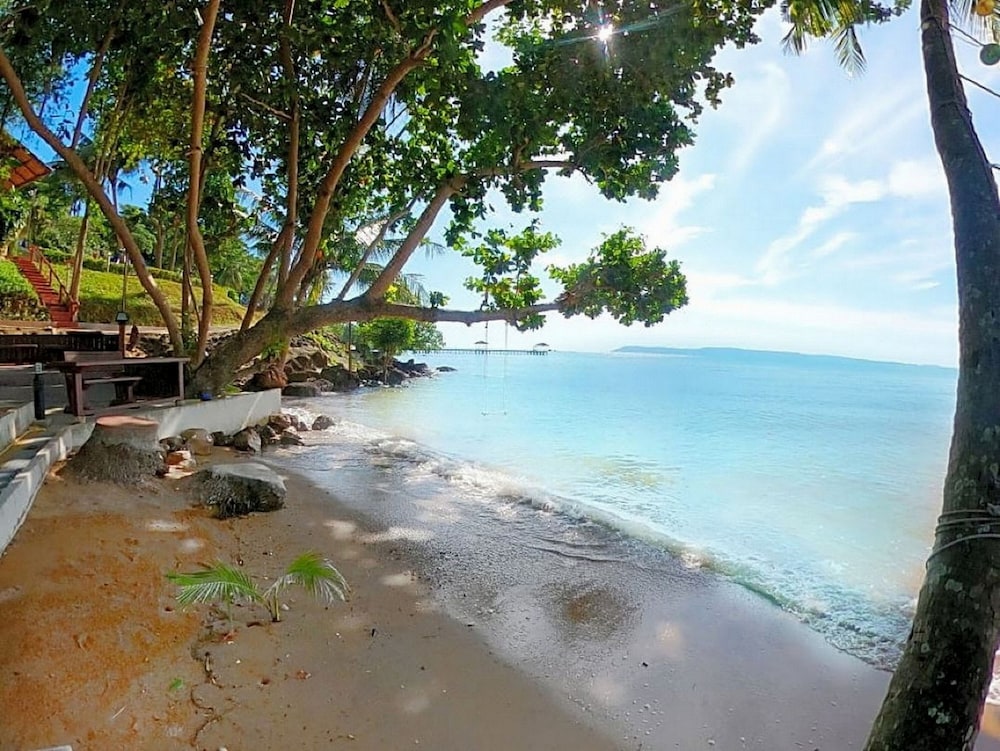 Koh Mak Buri Hut Natural Resort 3/74