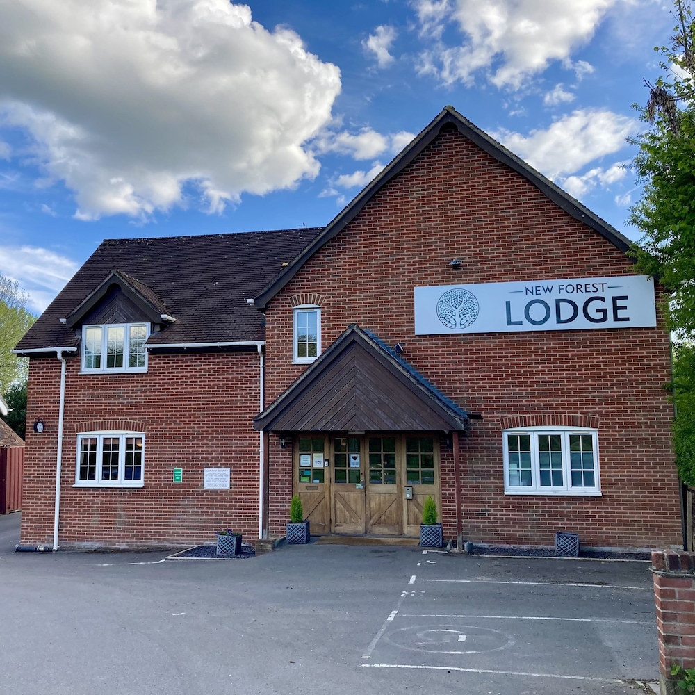 New Forest Lodge 2/37
