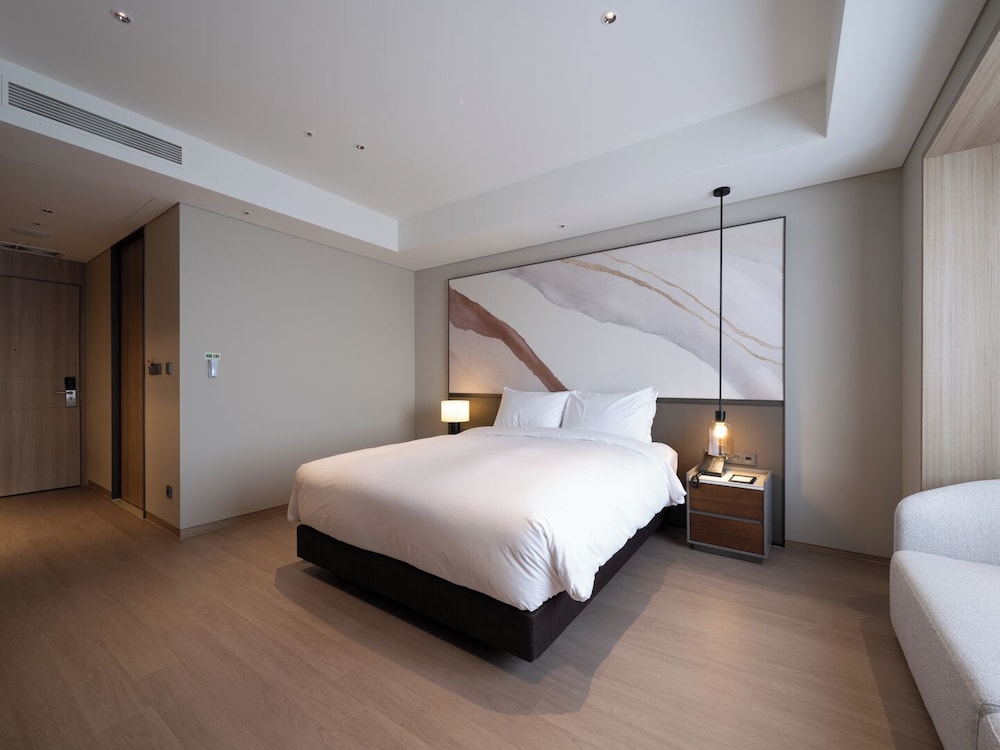 Fitness, Premier, Queen Bed, Infinity Pool, Private Infinity Pool