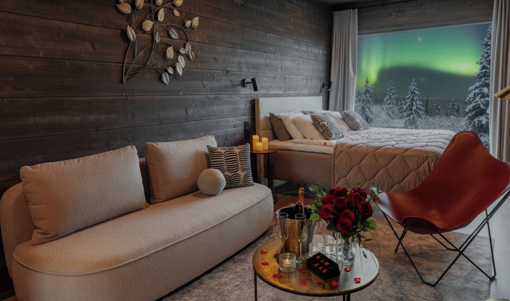 Arctic Panorama Resort 30/50