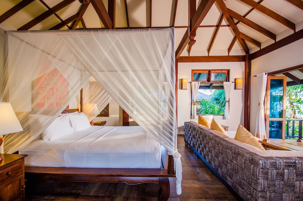 Koh Jum Beach Villas 27/76