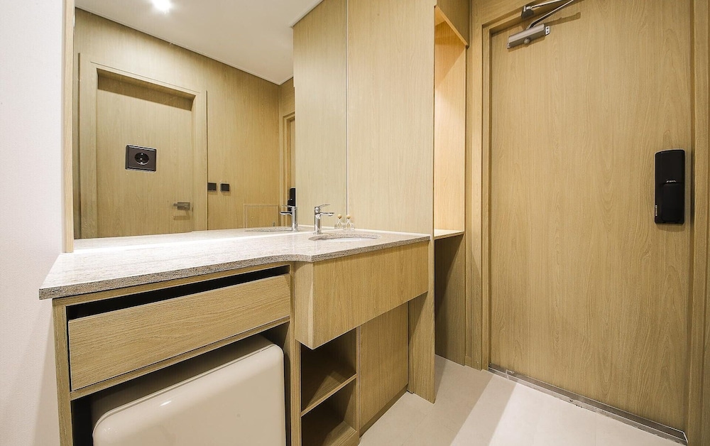 Nestly Hotel Seomyeon 9/61