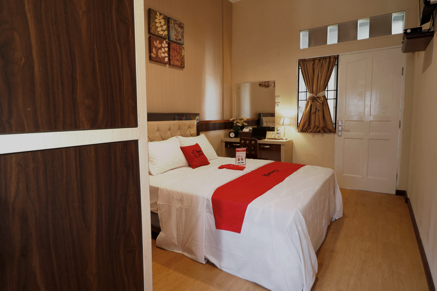 RedDoorz Plus near Universitas Sumatera Utara (RedDoorz - Natio Hotel) 14/21