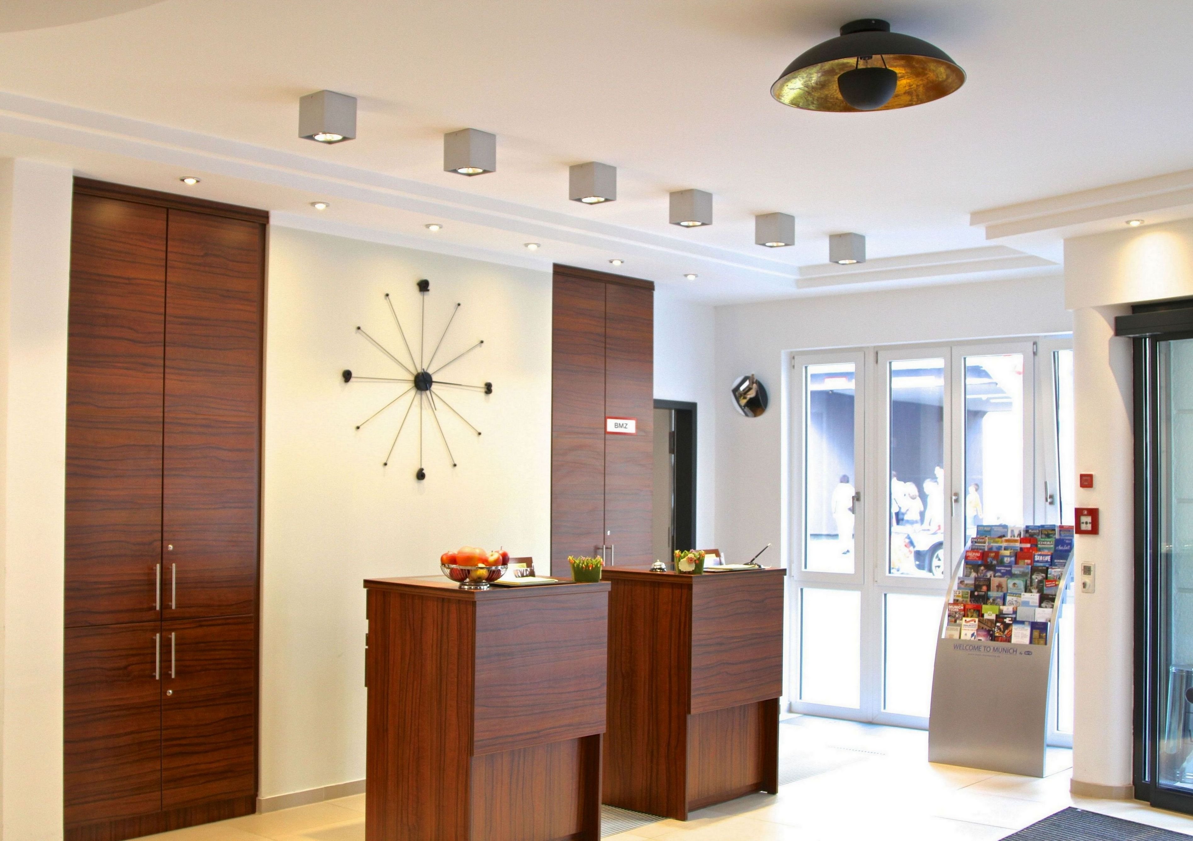 Augusten Hotel 3/5