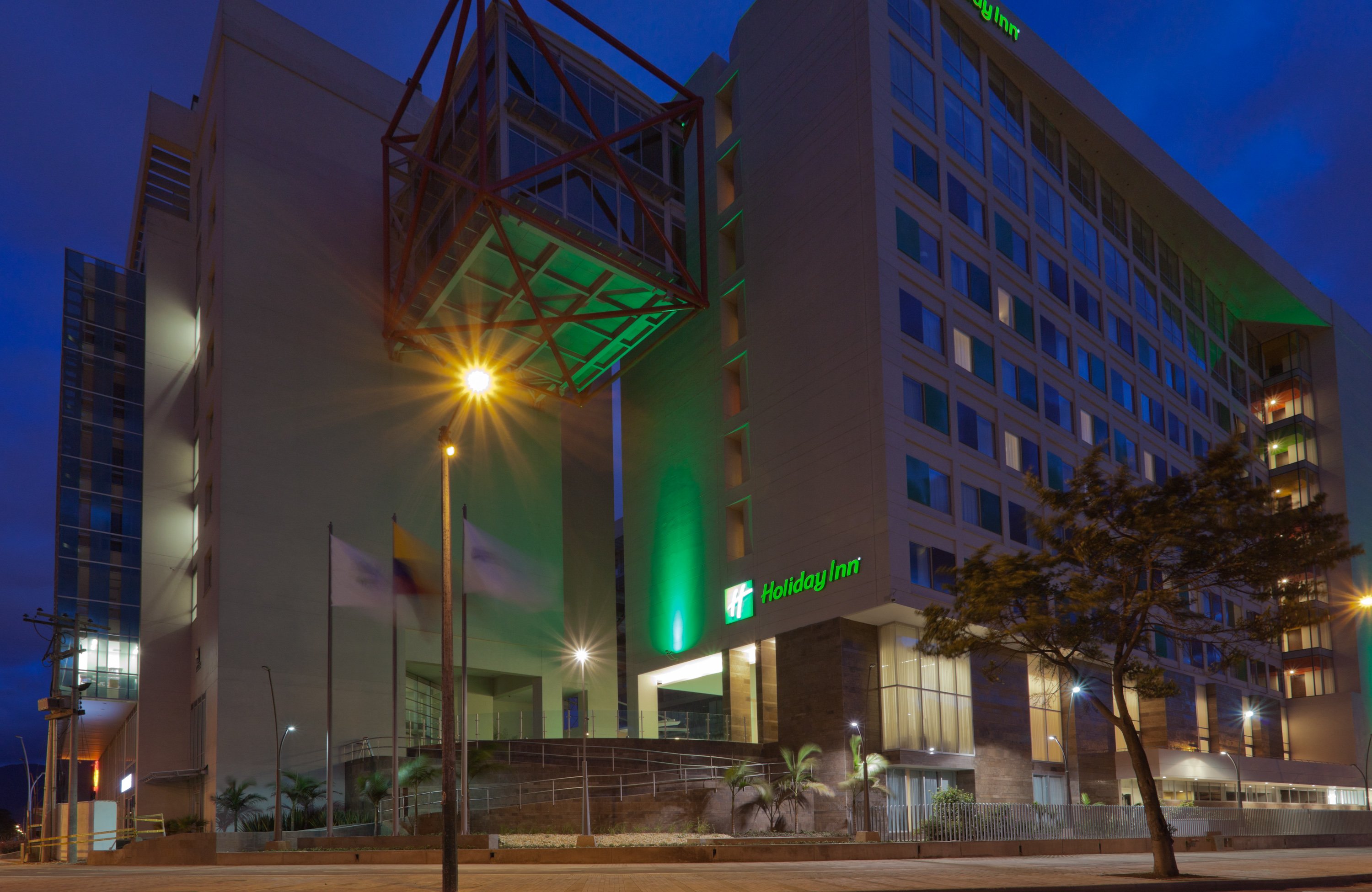 Holiday Inn Bogota Airport 10/75