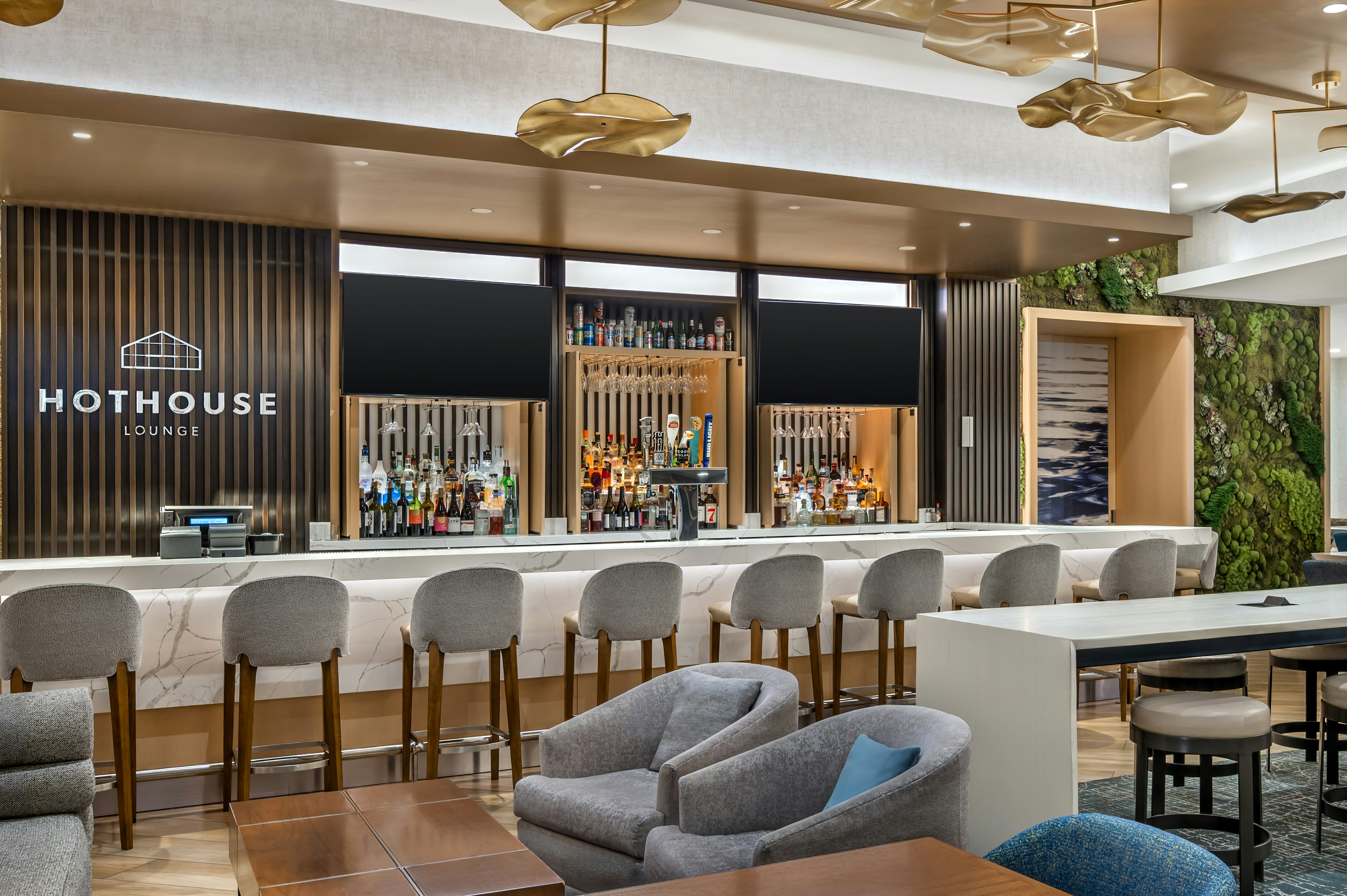 Hilton Grand Vacations Club Chicago Magnificent Mile 29/37