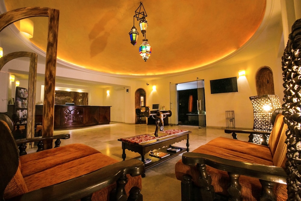 Club Del Moro Hotel Suites 37/72