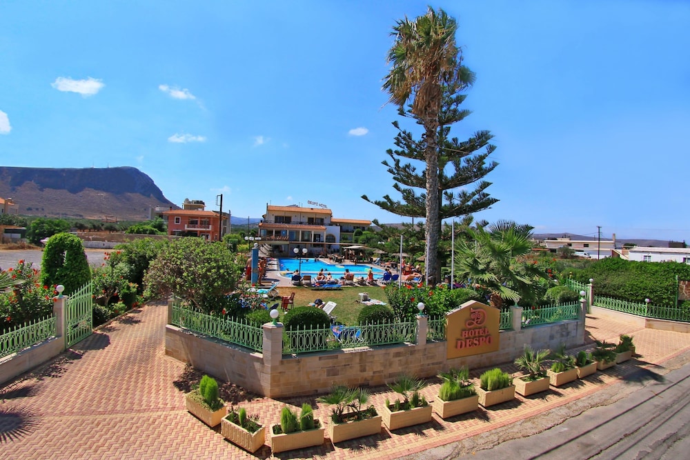 Despo Hotel 13/15
