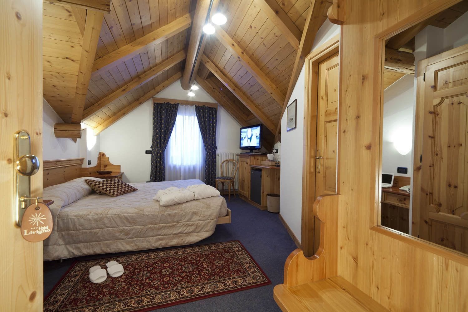 SUPERIOR, DOUBLE BED, BALCONY