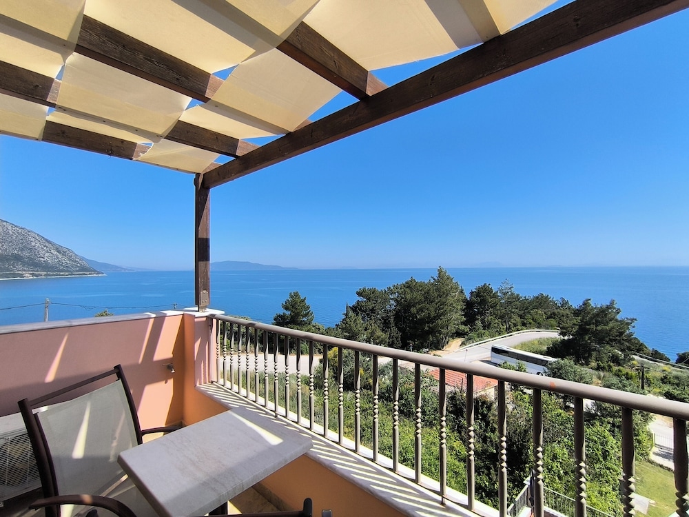 ANASTAZIA HOTEL 30/44