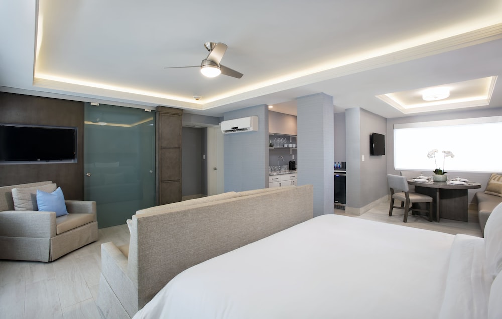 Elita Hotel 14/60