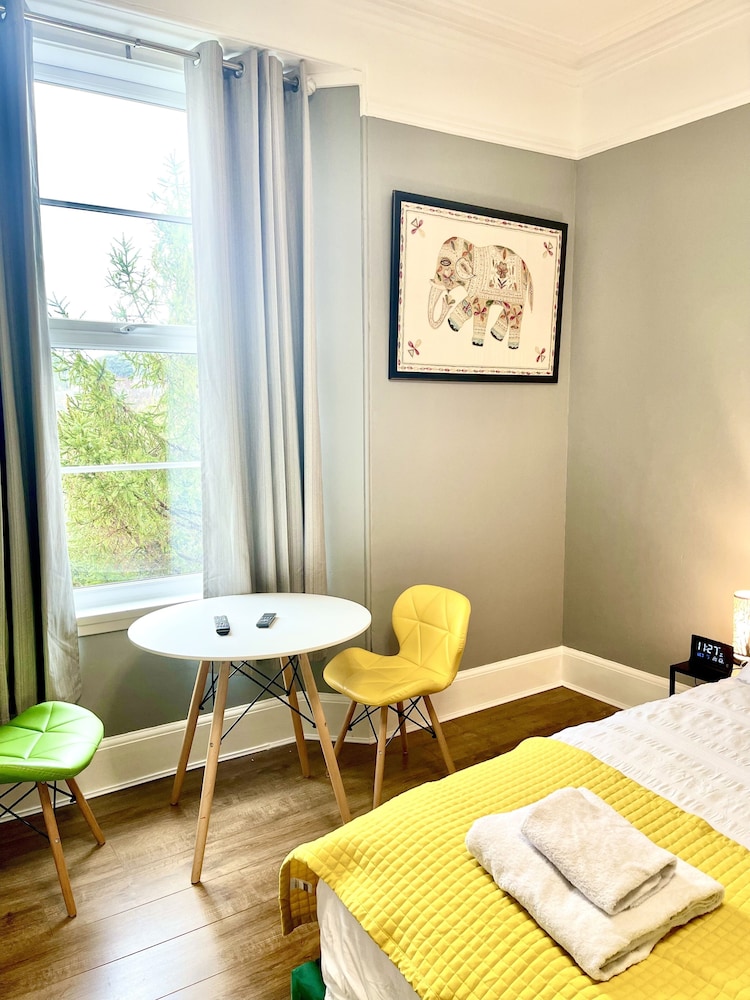 Westbank Hotel - Guest House 15/50