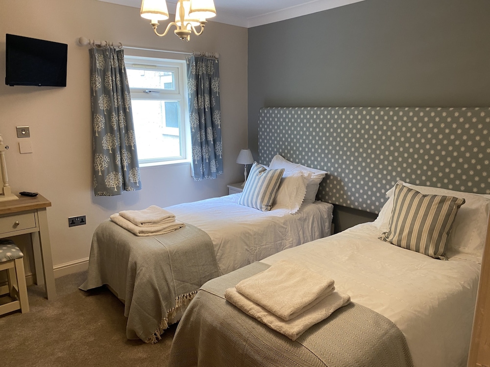 The Gables Bed &amp; Breakfast 7/33