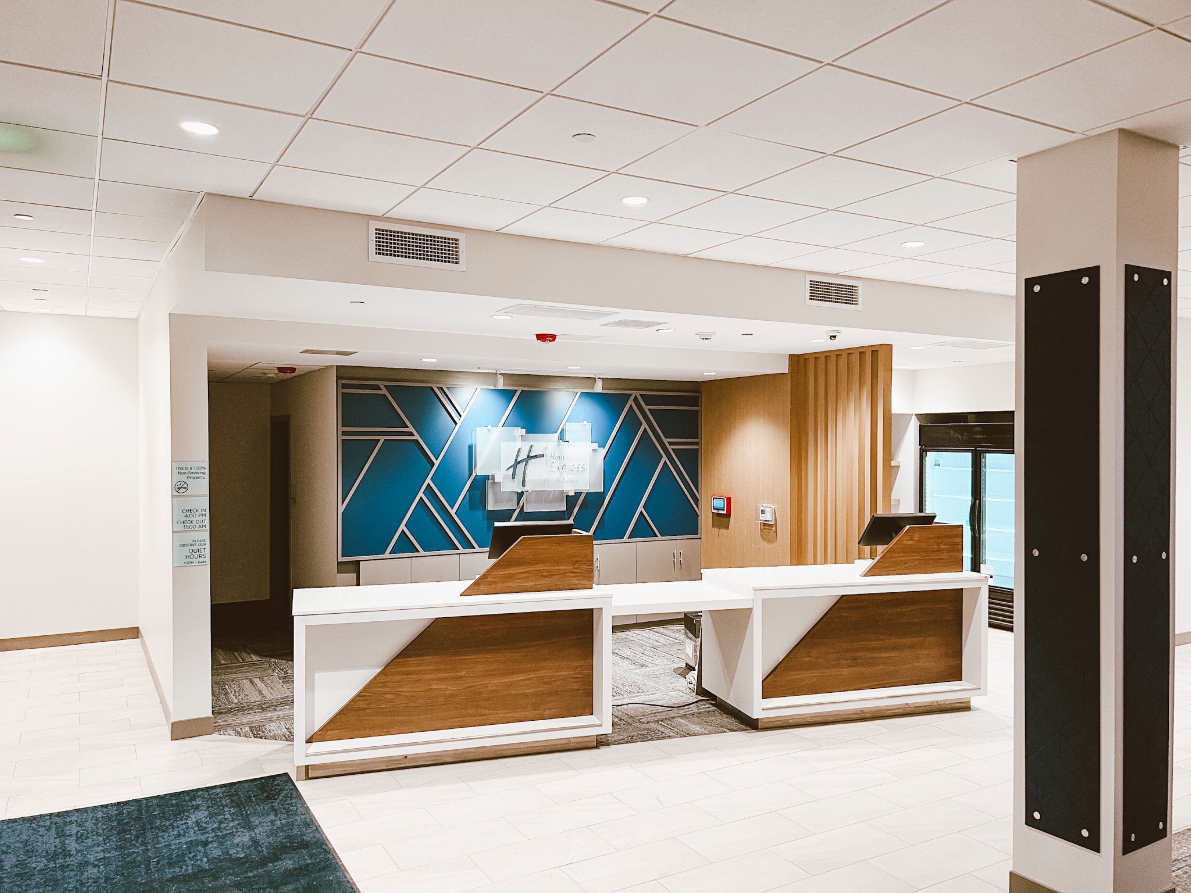 Holiday Inn Express & Suites - Henderson South - Boulder City, an IHG Hotel 7/26