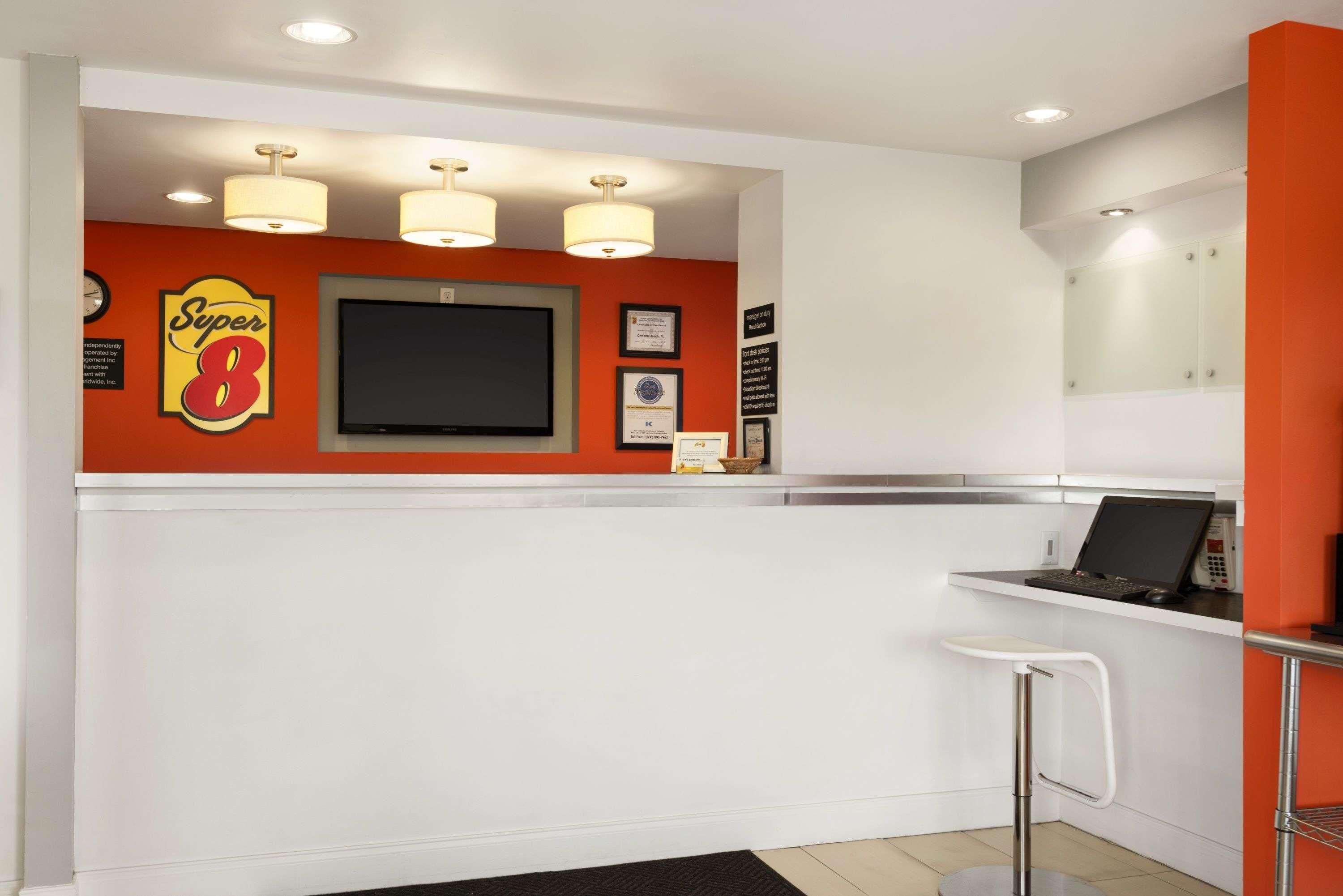 Super 8 by Wyndham Ormond Beach 28/31