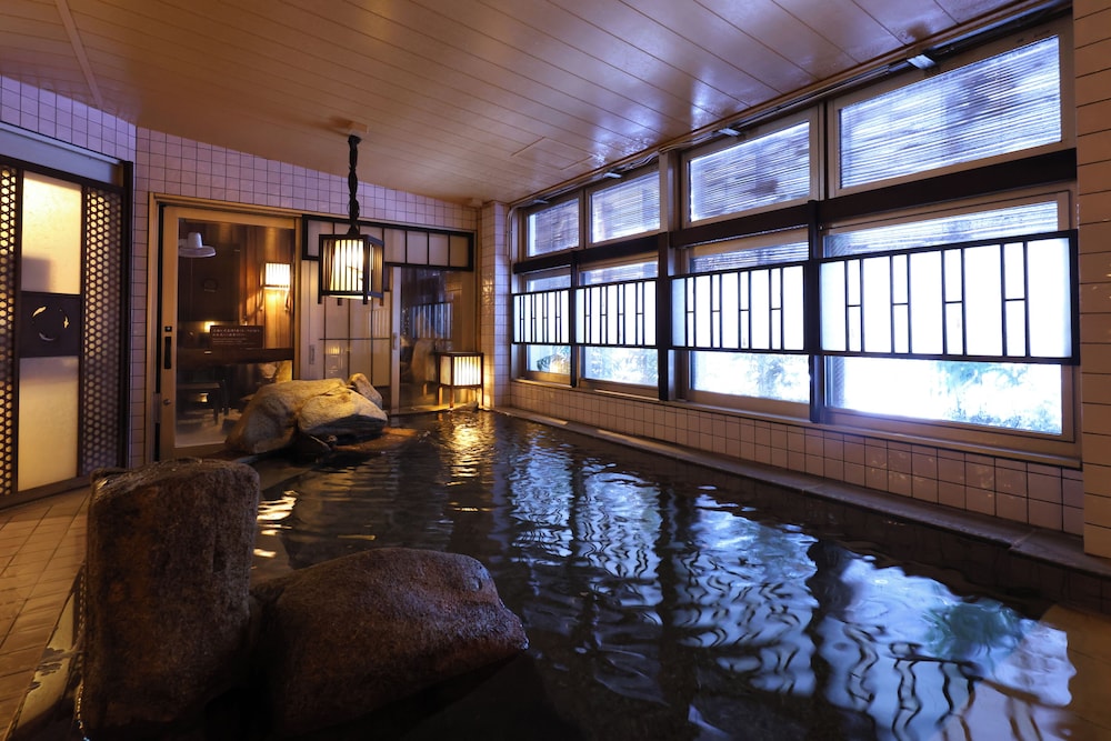 swimming pool spa